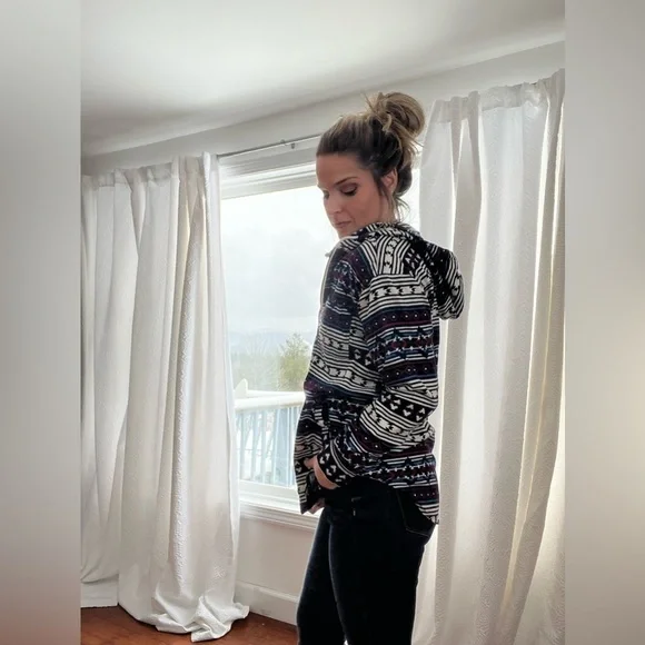 H&M boho hooded sweatshirt - Picture 2 of 6